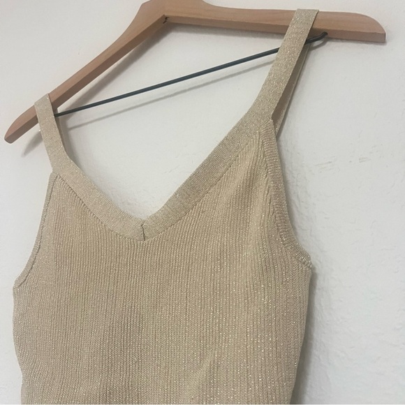 House of Harlow 1960 Tan Ruffle Skirt Set - Picture 4 of 9